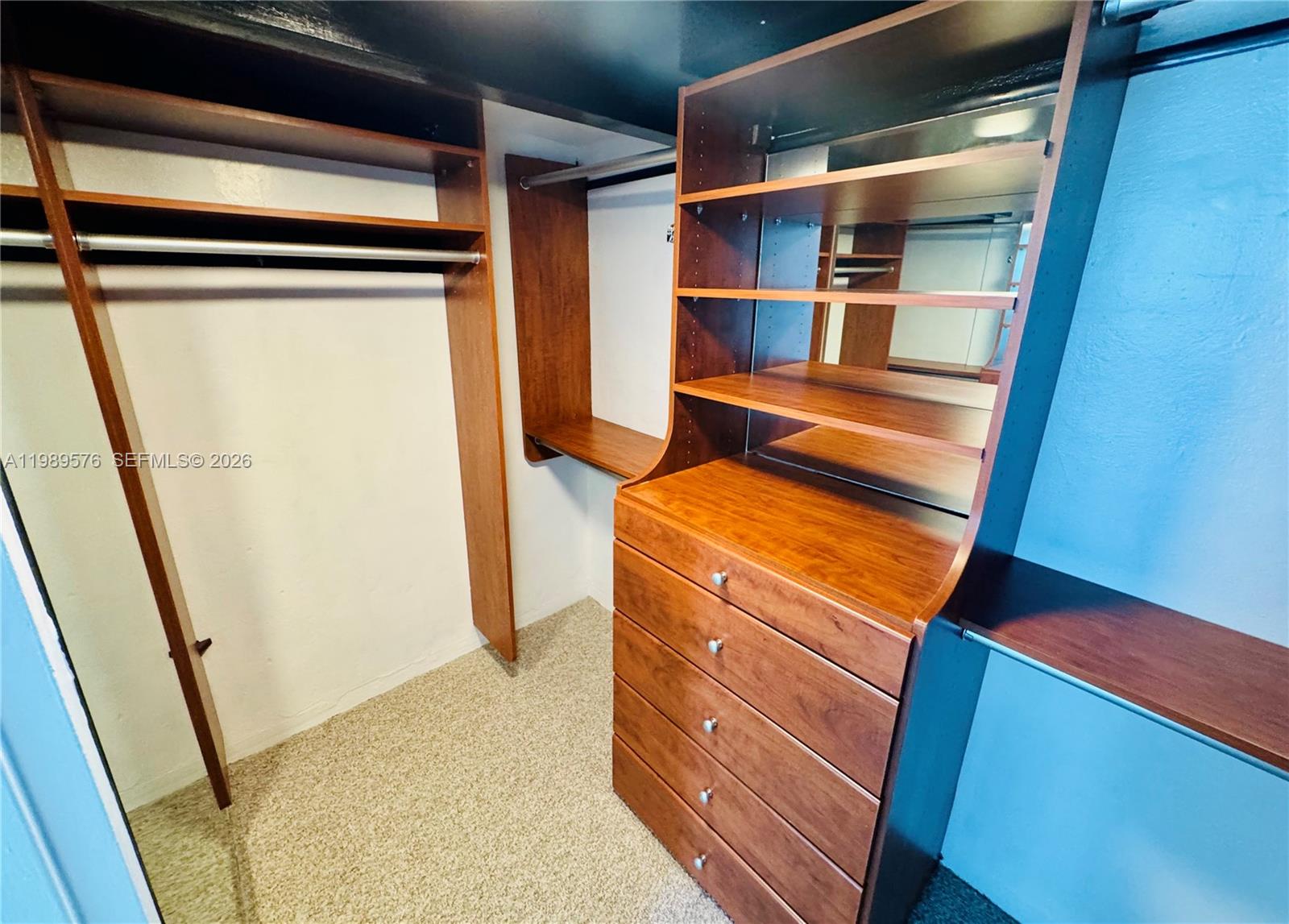 3301 NE 5th Ave # 904