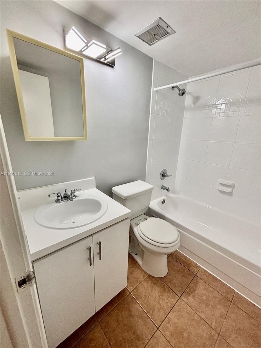 8701 SW 141st St # K5