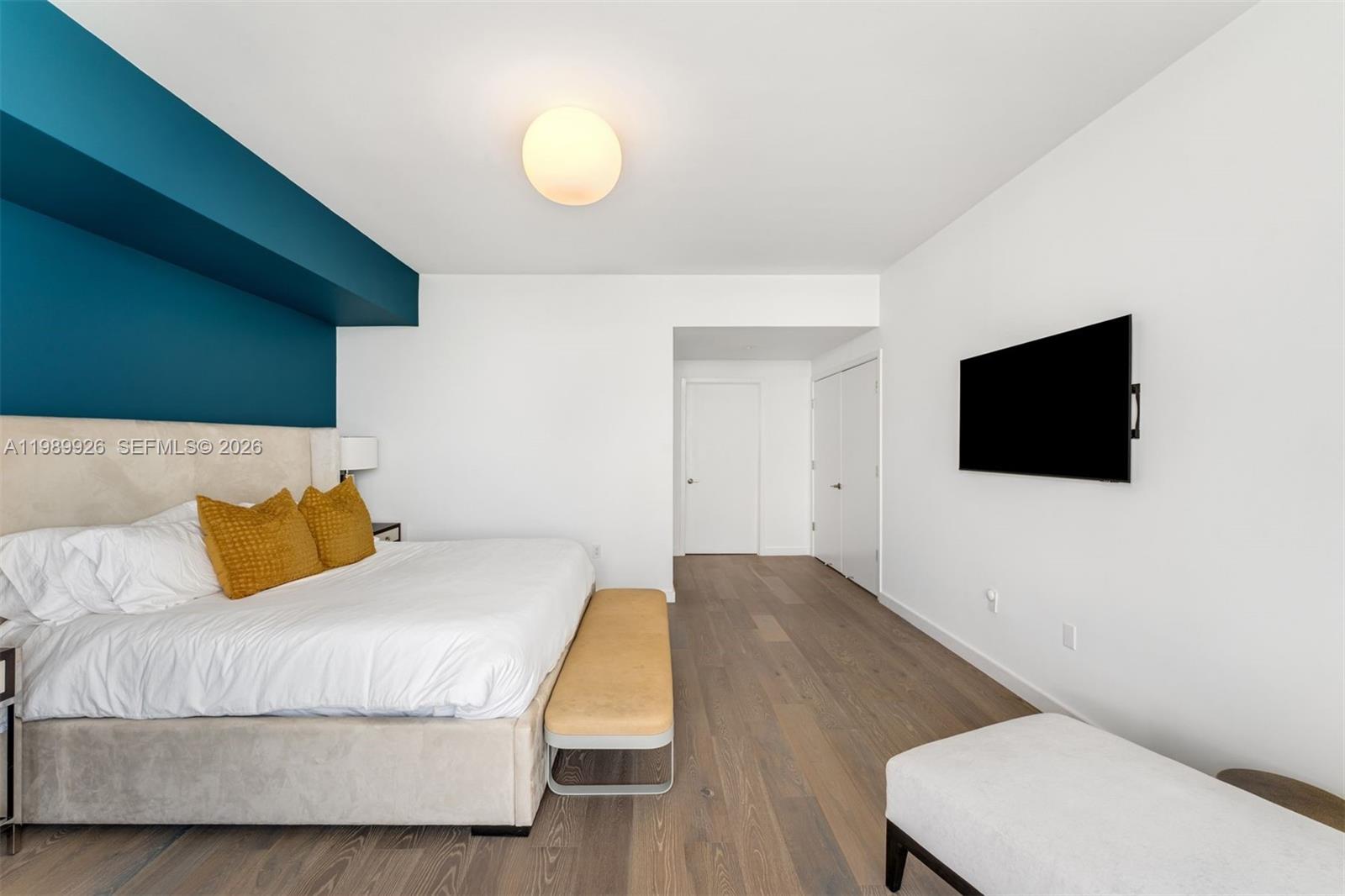 788 NE 23rd St # 2302