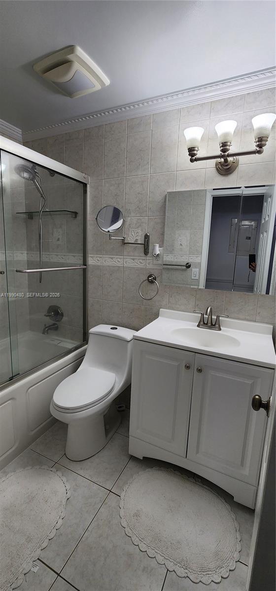 15585 SW 76th Ln # 8 Unit: A81-8