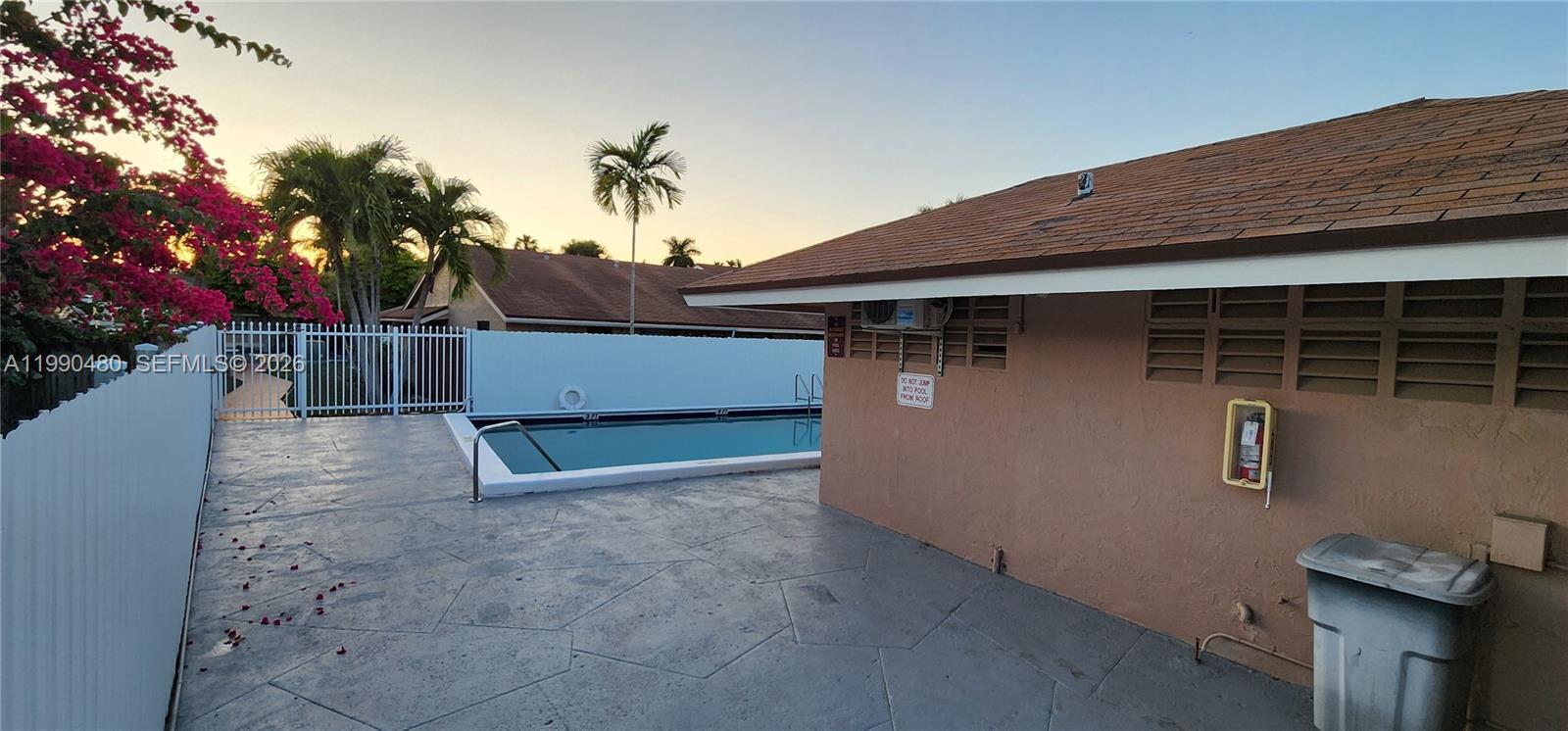 15585 SW 76th Ln # 8 Unit: A81-8
