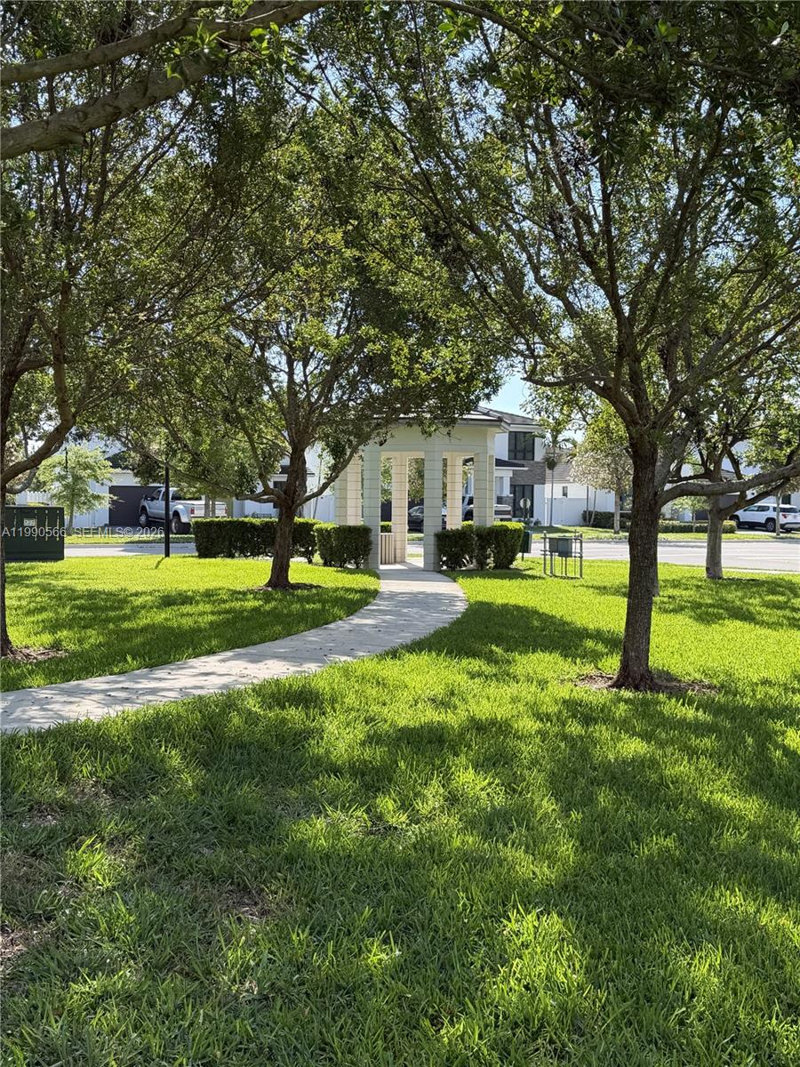 10828 SW 235 St