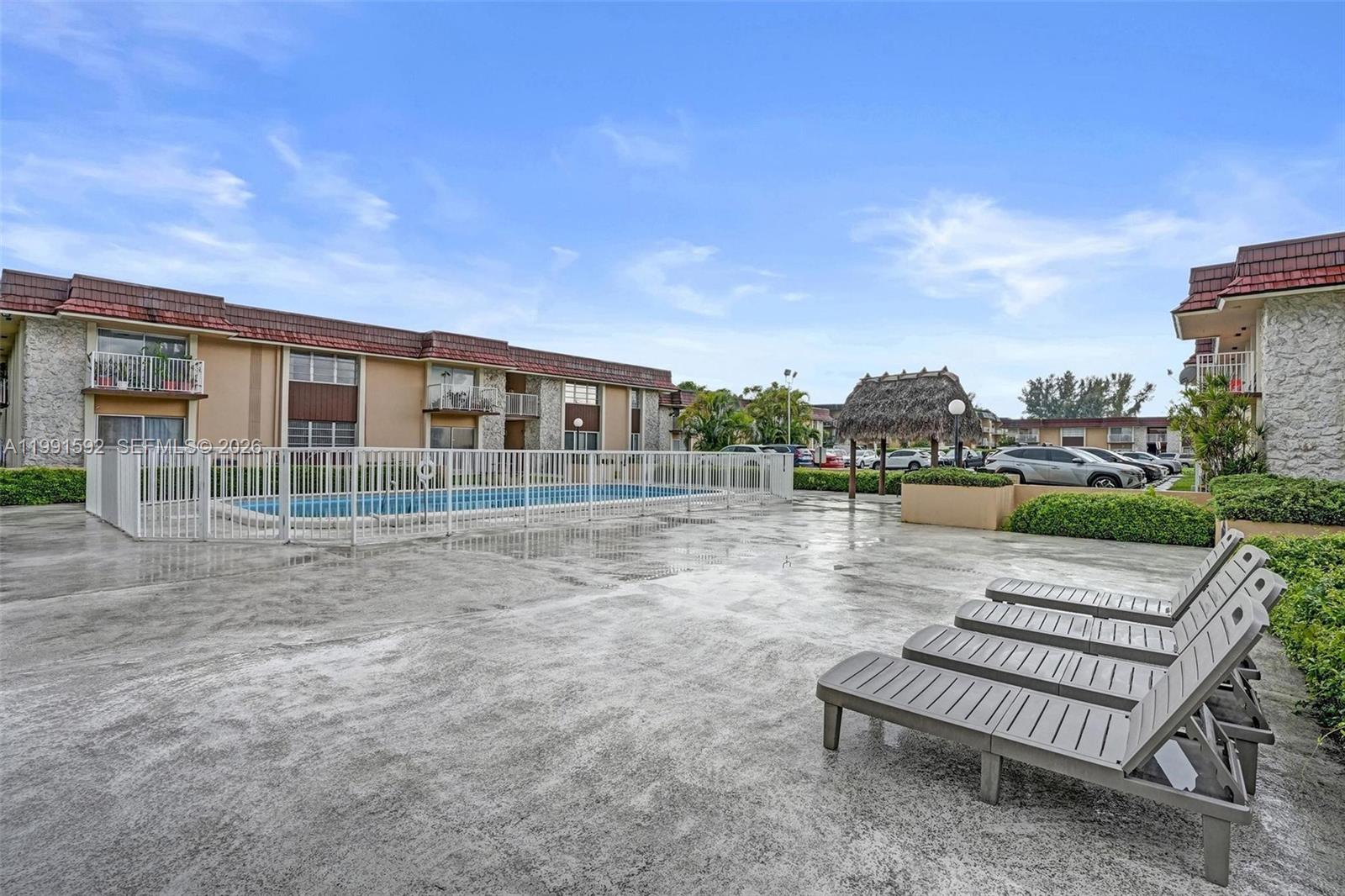 5325 SW 77th Ct # 205F