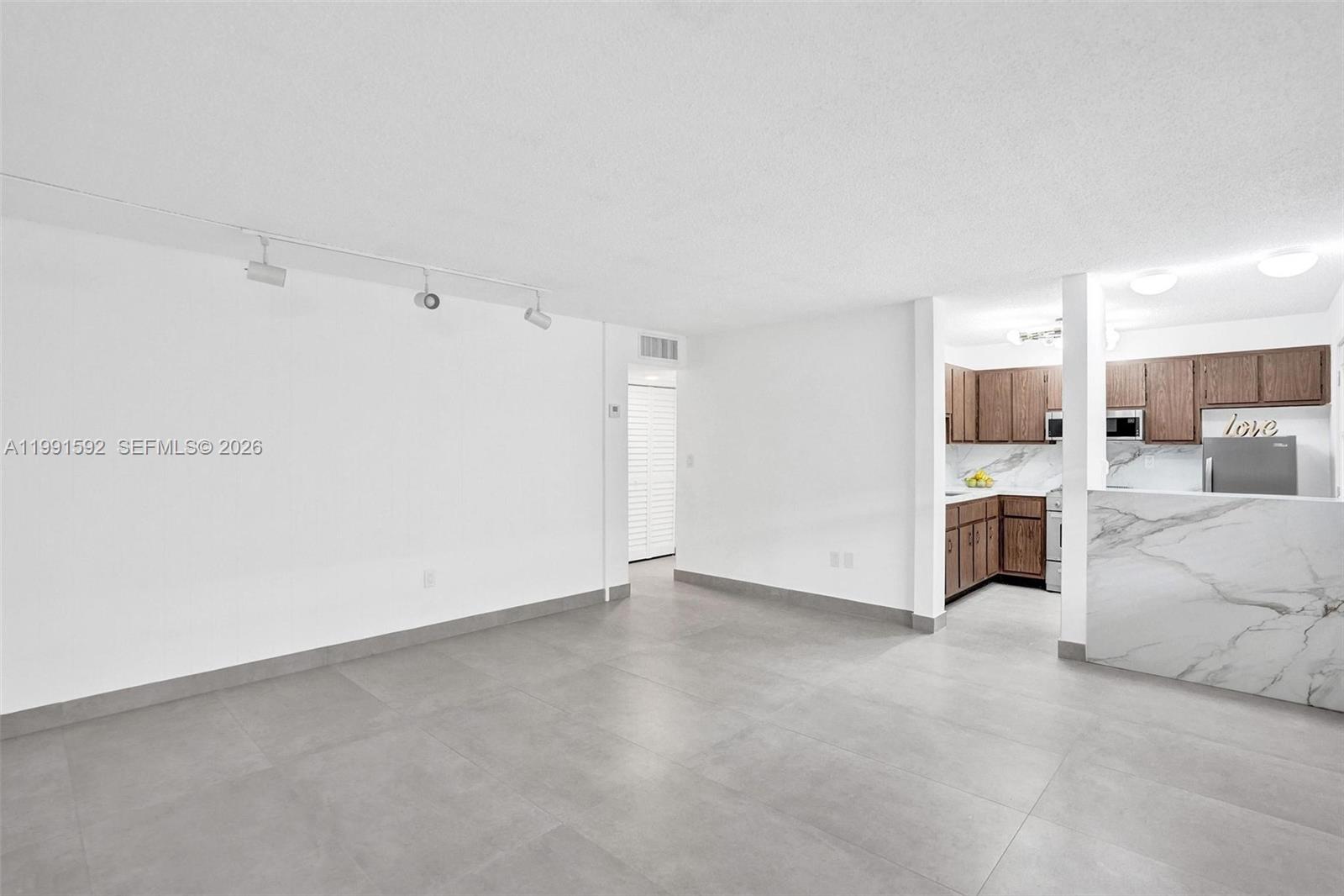 5325 SW 77th Ct # 205F