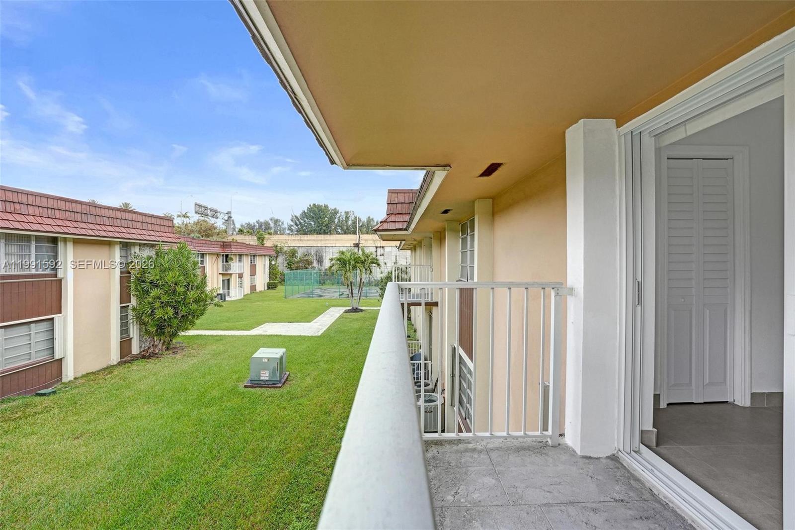 5325 SW 77th Ct # 205F