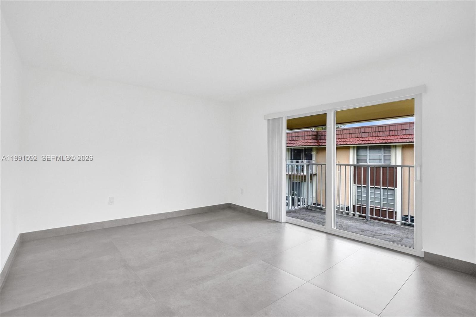 5325 SW 77th Ct # 205F