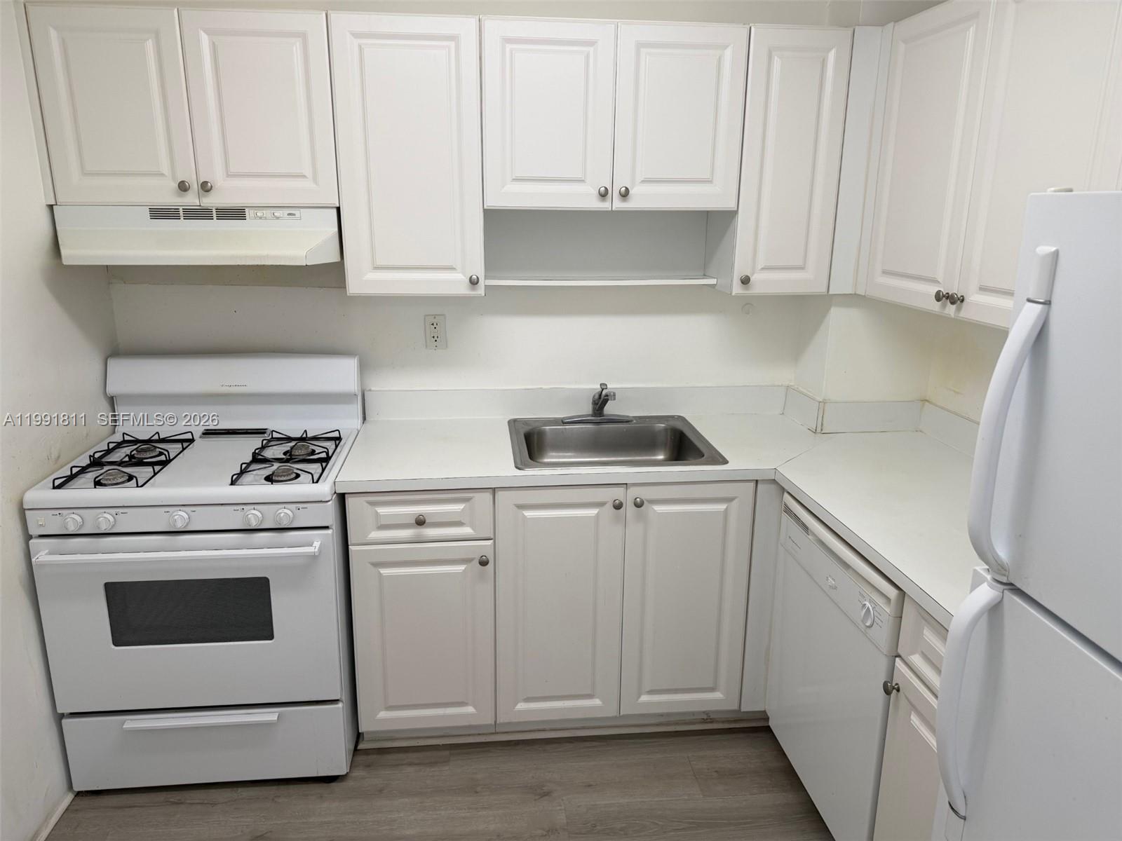 13120 SW 92nd Ave # 120 Unit: B-120