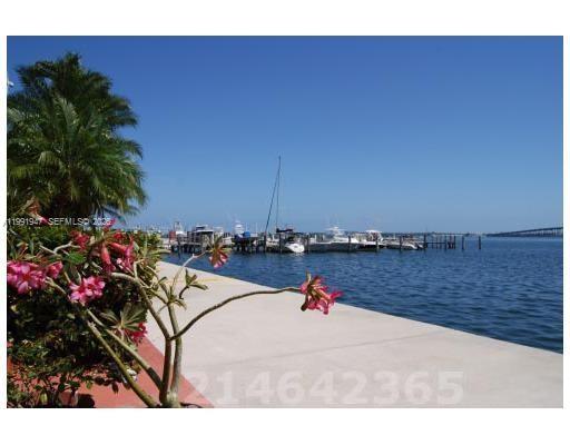 1915 Brickell Ave # C1109
