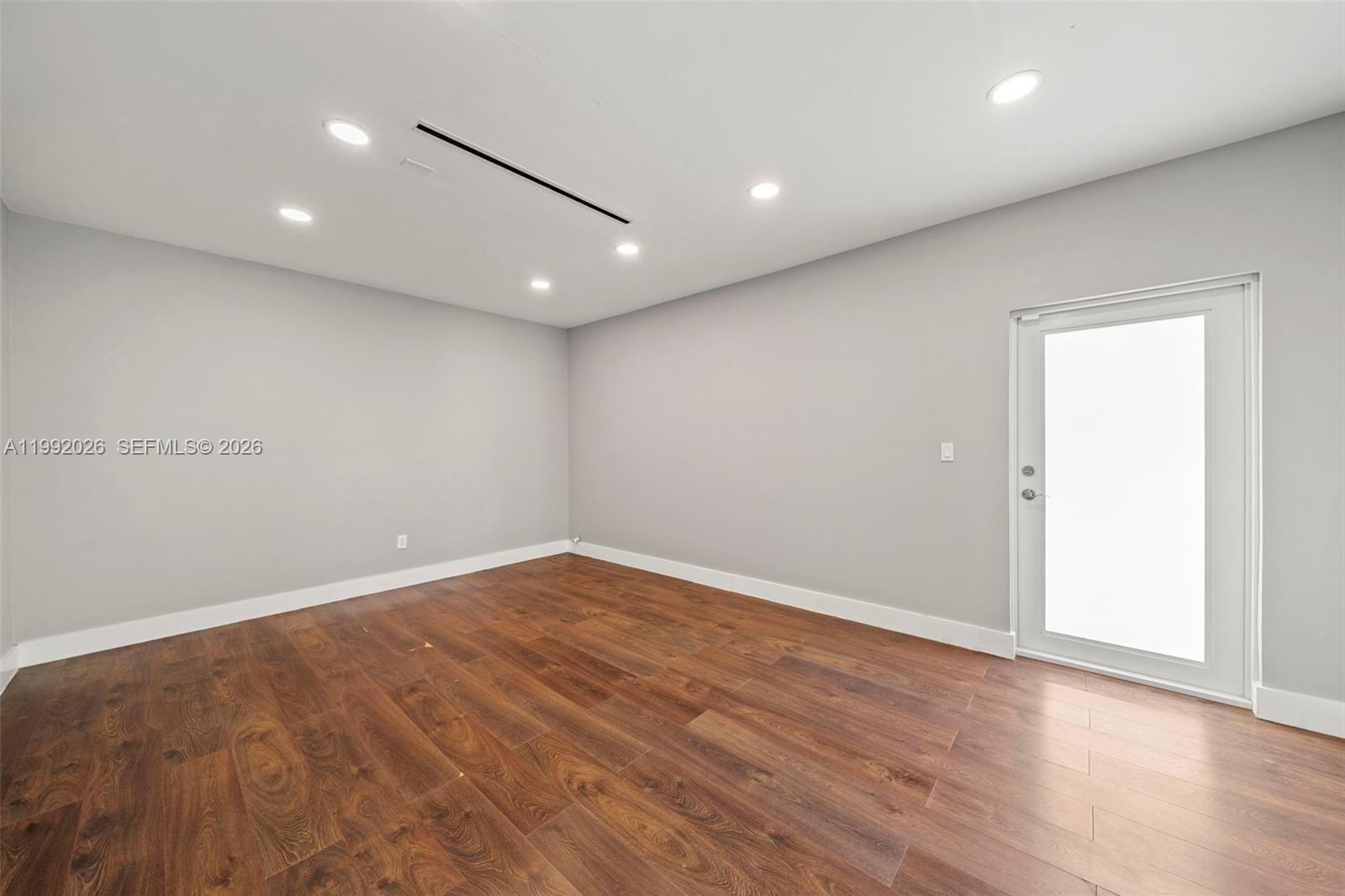 15501 SW 77th Ave