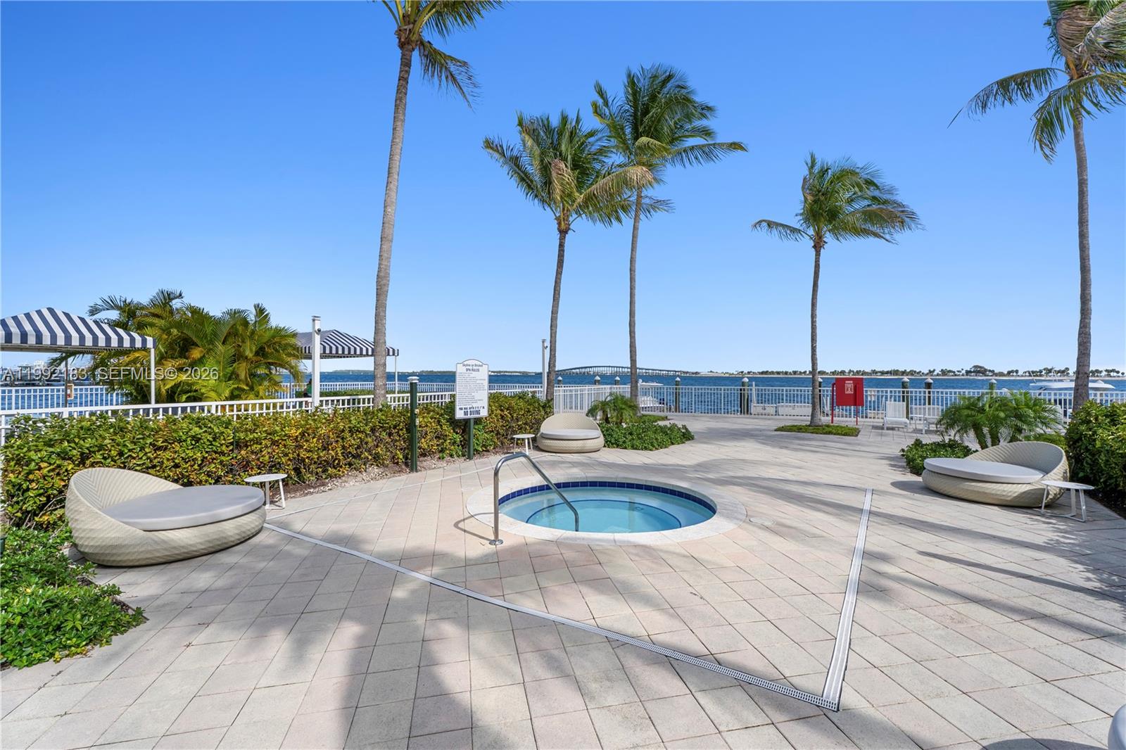 2101 Brickell Ave # 806