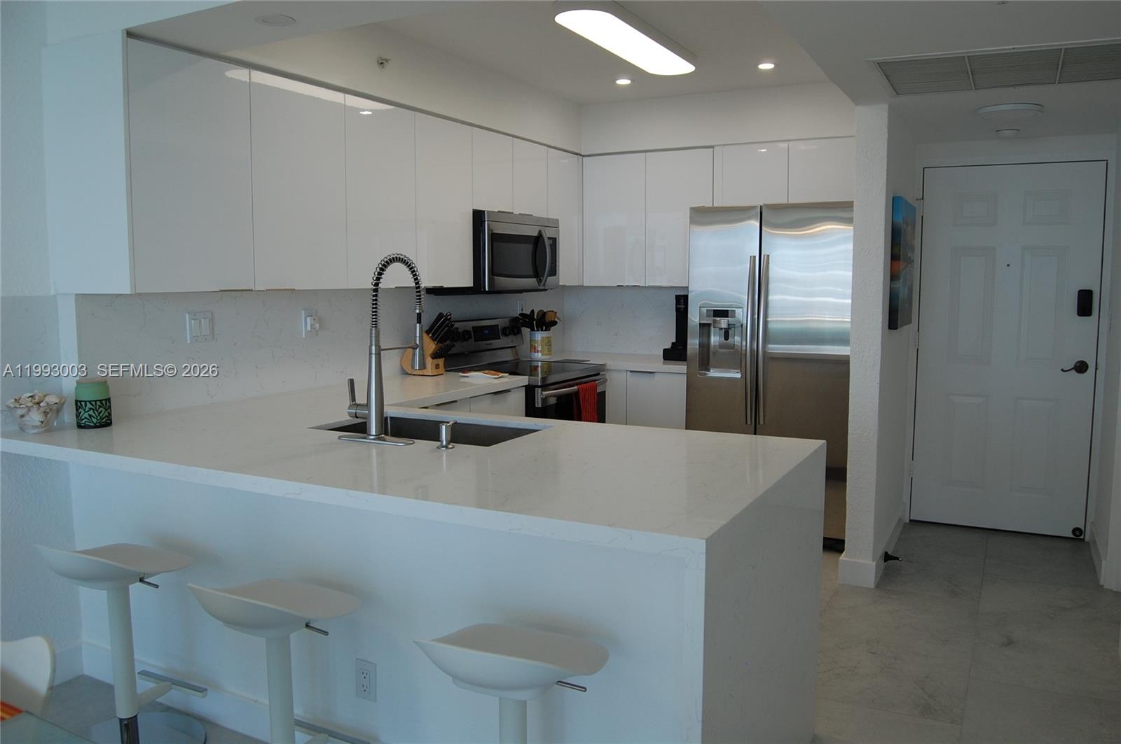 2501 S Ocean Dr # 712