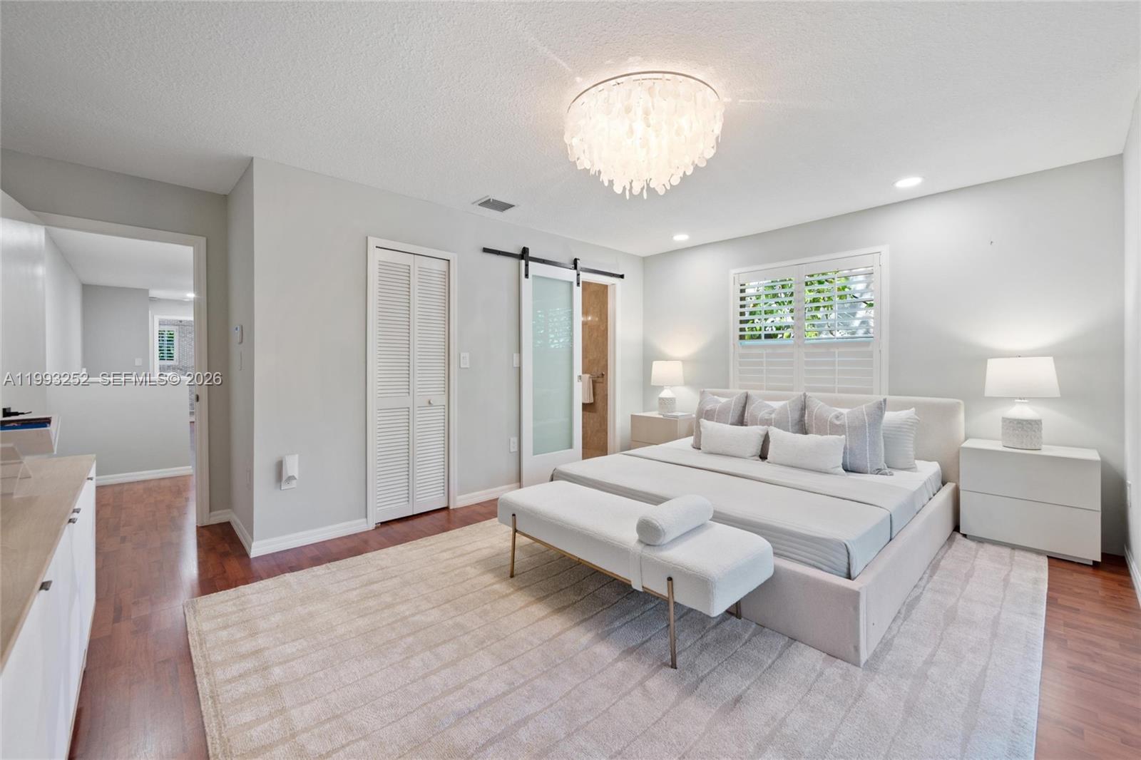 3274 Gifford Ln