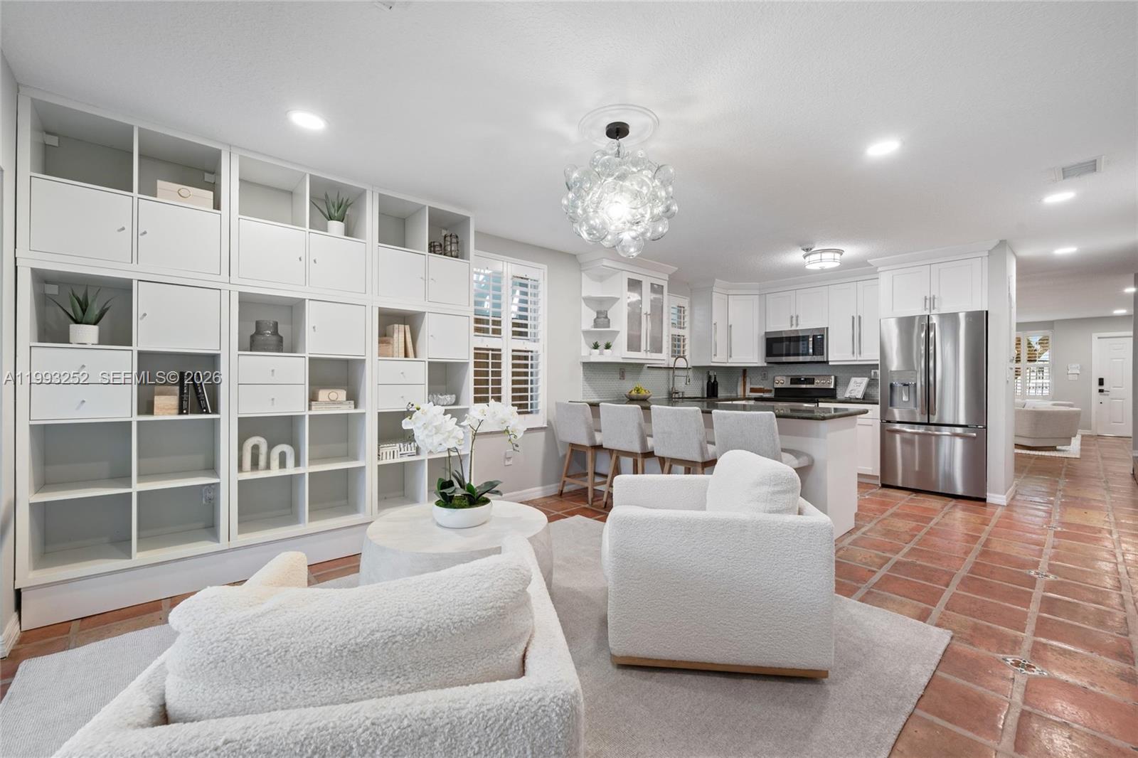 3274 Gifford Ln