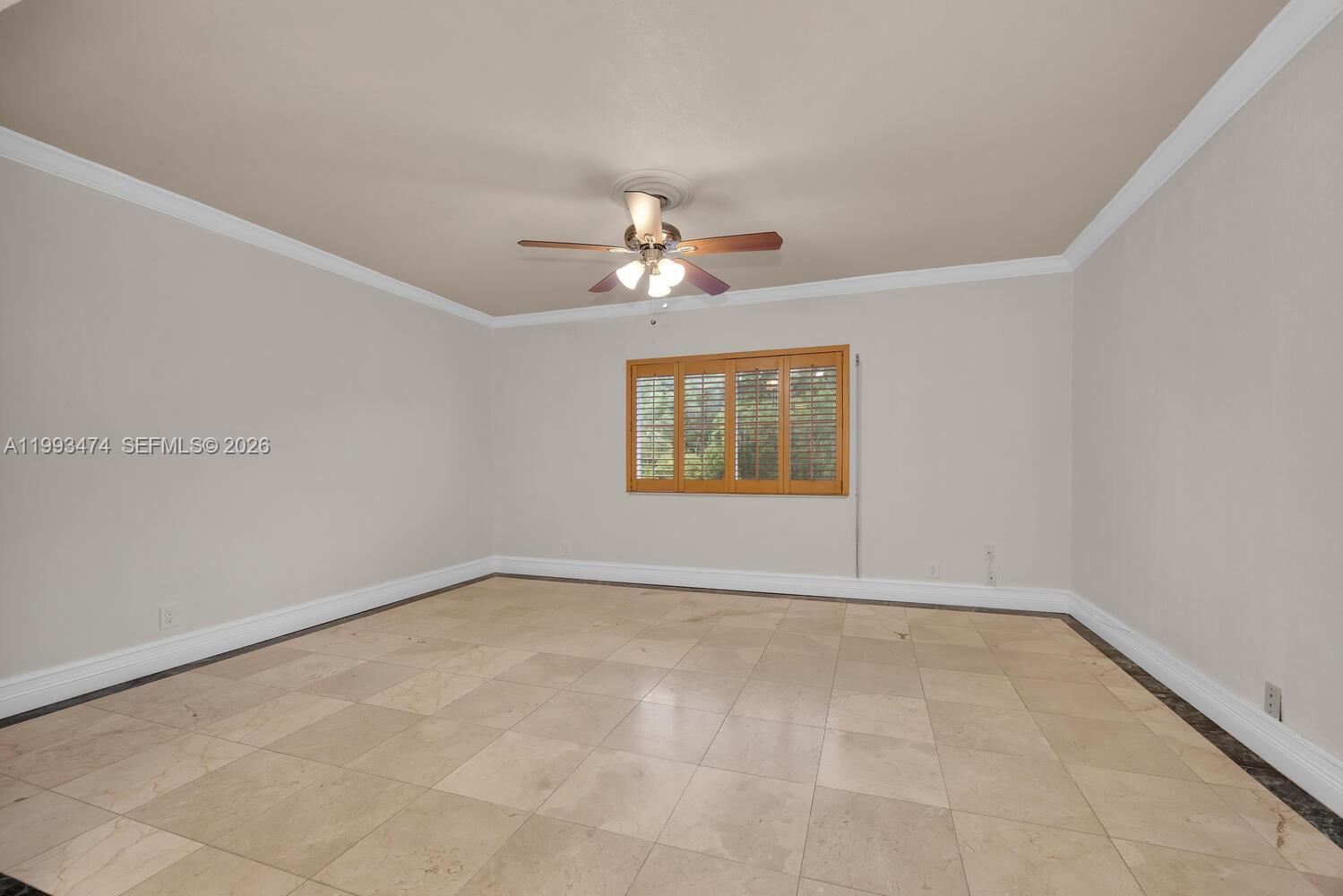 100 Edgewater Dr # 207