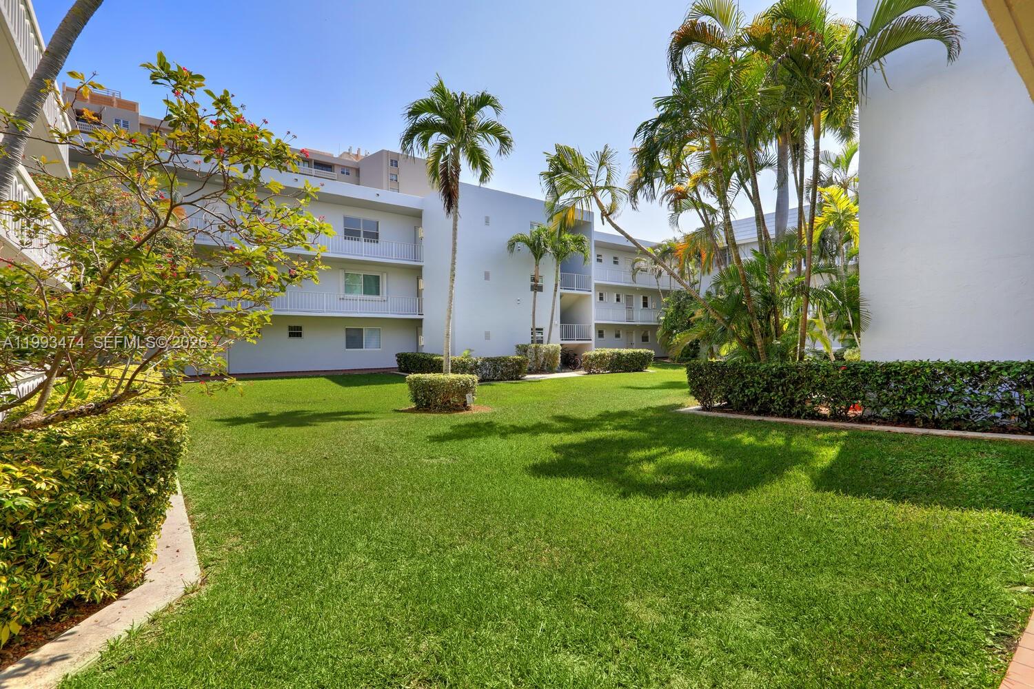 100 Edgewater Dr # 207