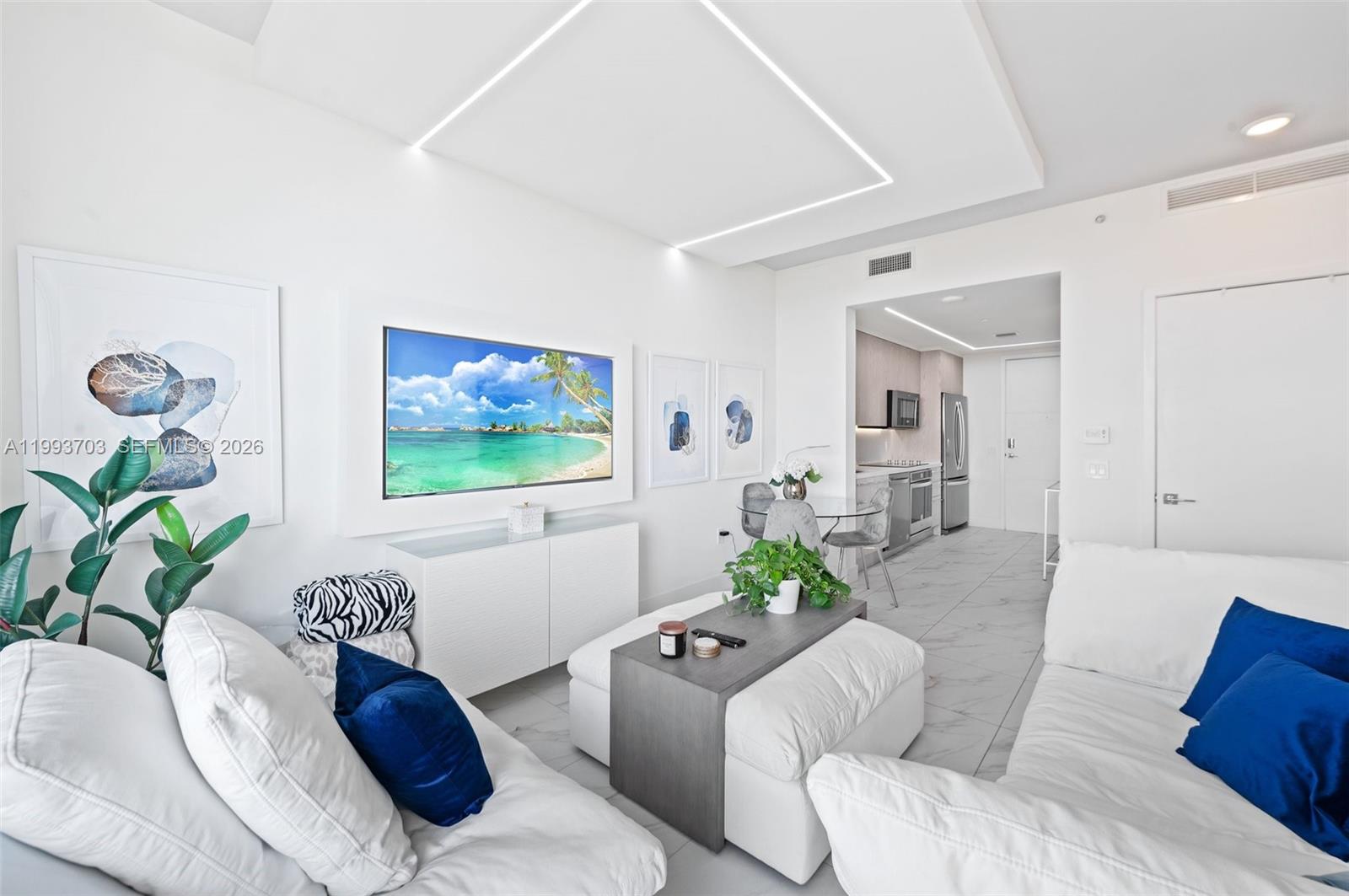 2000 Metropica Way # 508