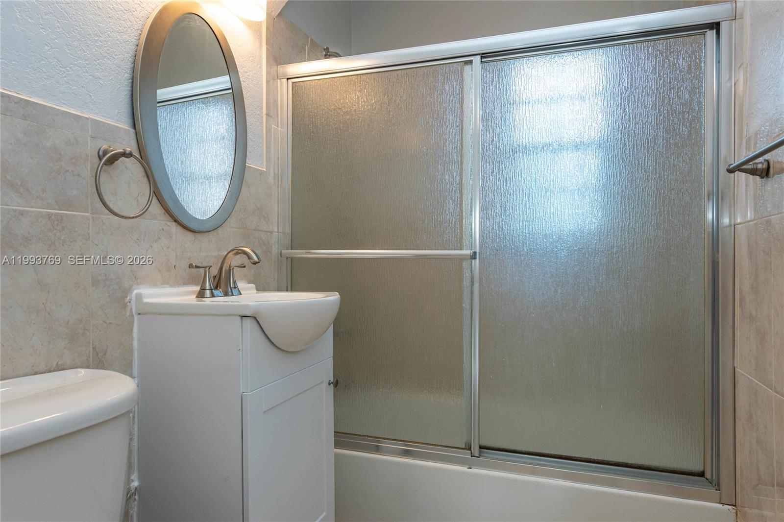 3671 SW 11th St # 9B