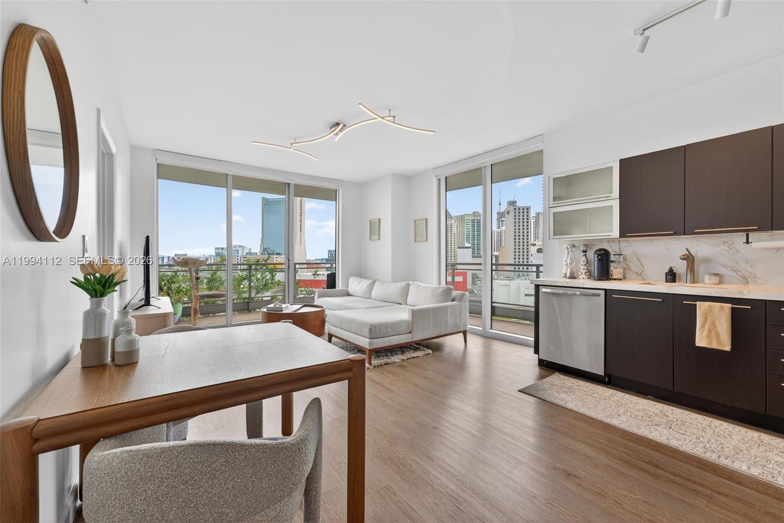 90 SW 3rd St # 1105