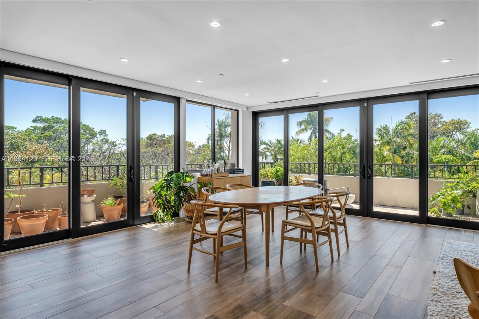 151 Crandon Blvd # 345