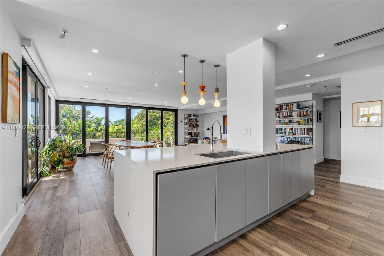 151 Crandon Blvd # 345