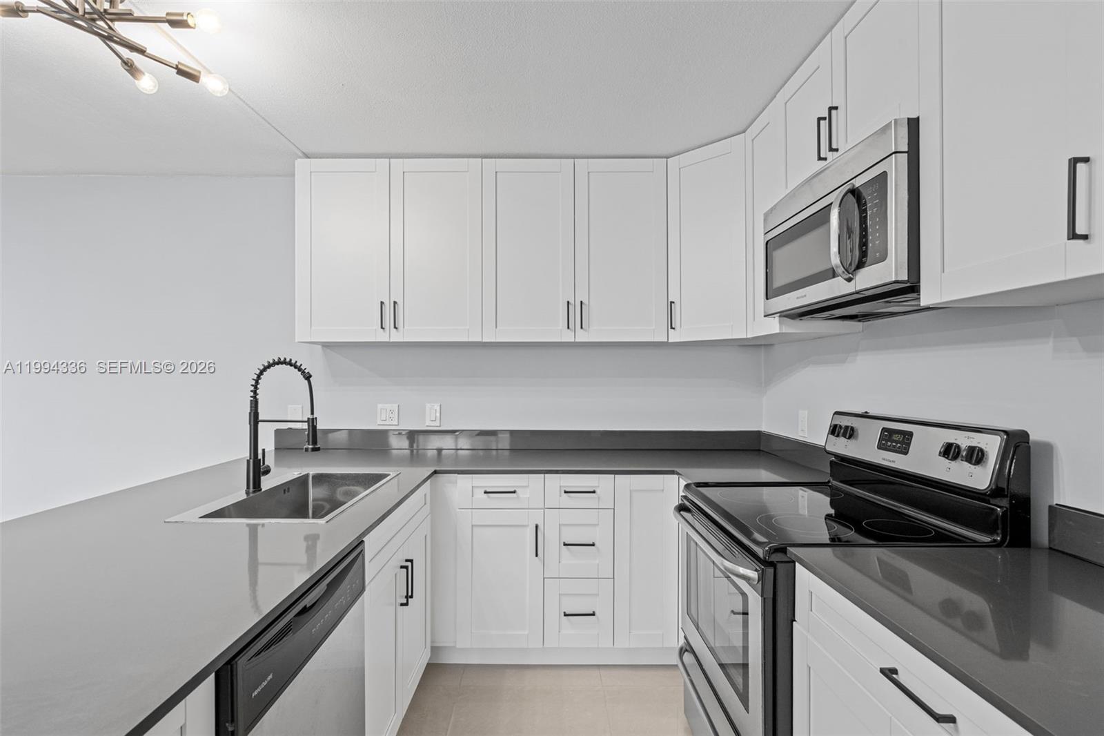 4843 NW 95th Ave