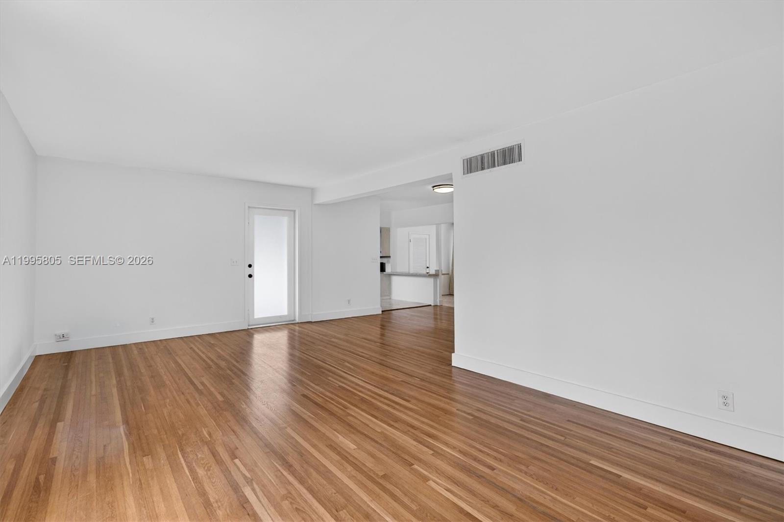 10081 W Bay Harbor Dr # 4