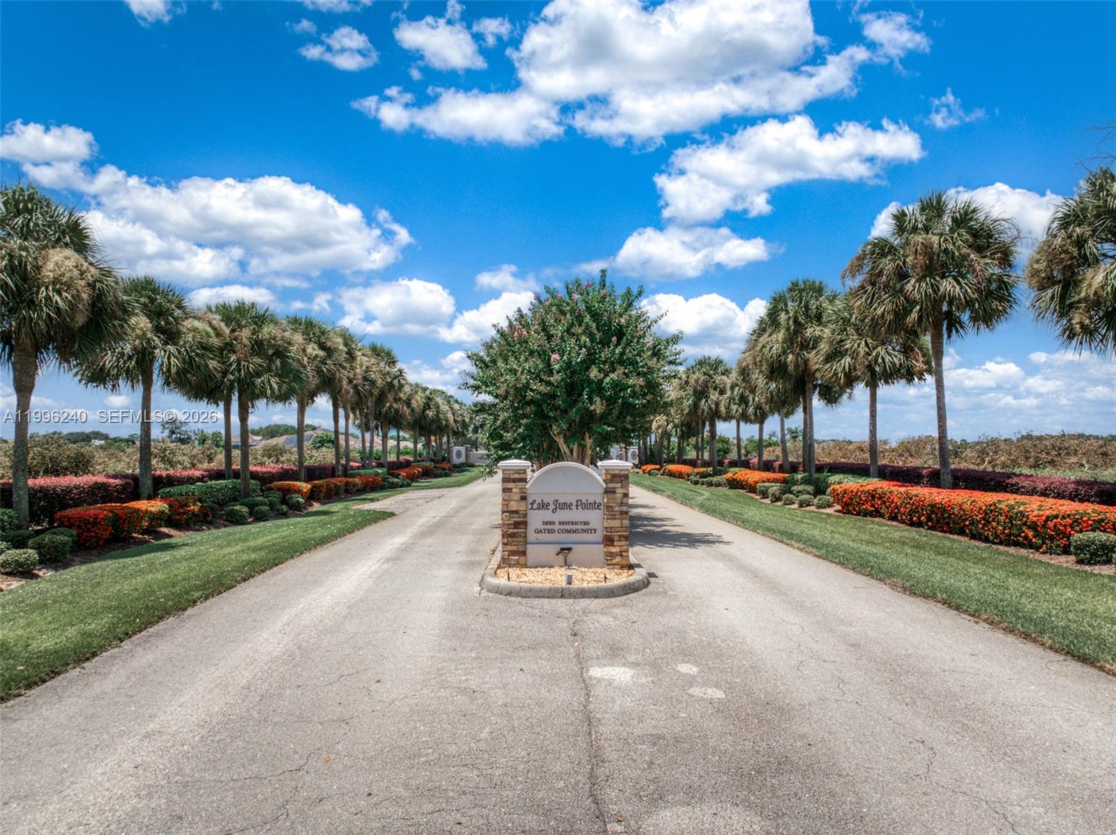 491 Sunset Point Dr Lake Placid