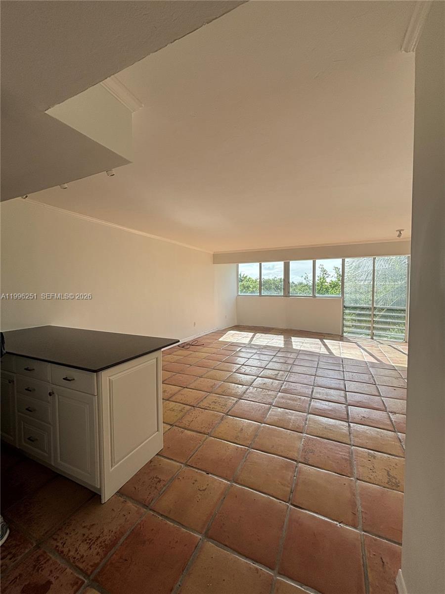 555 Crandon Blvd # 43
