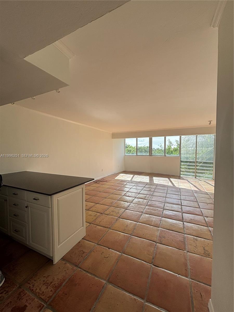 555 Crandon Blvd # 43