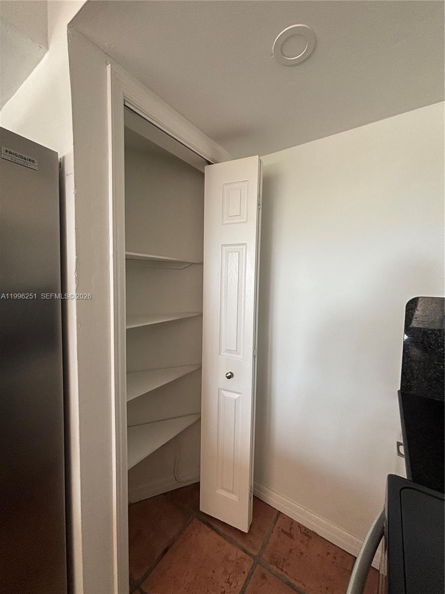 555 Crandon Blvd # 43
