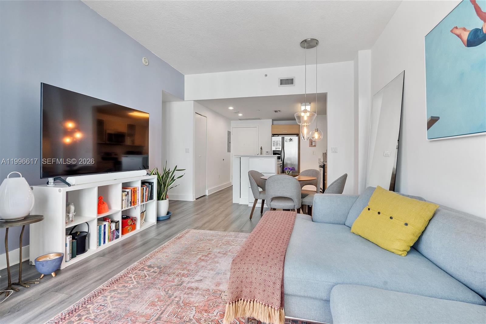 350 NE 24th St # 1007