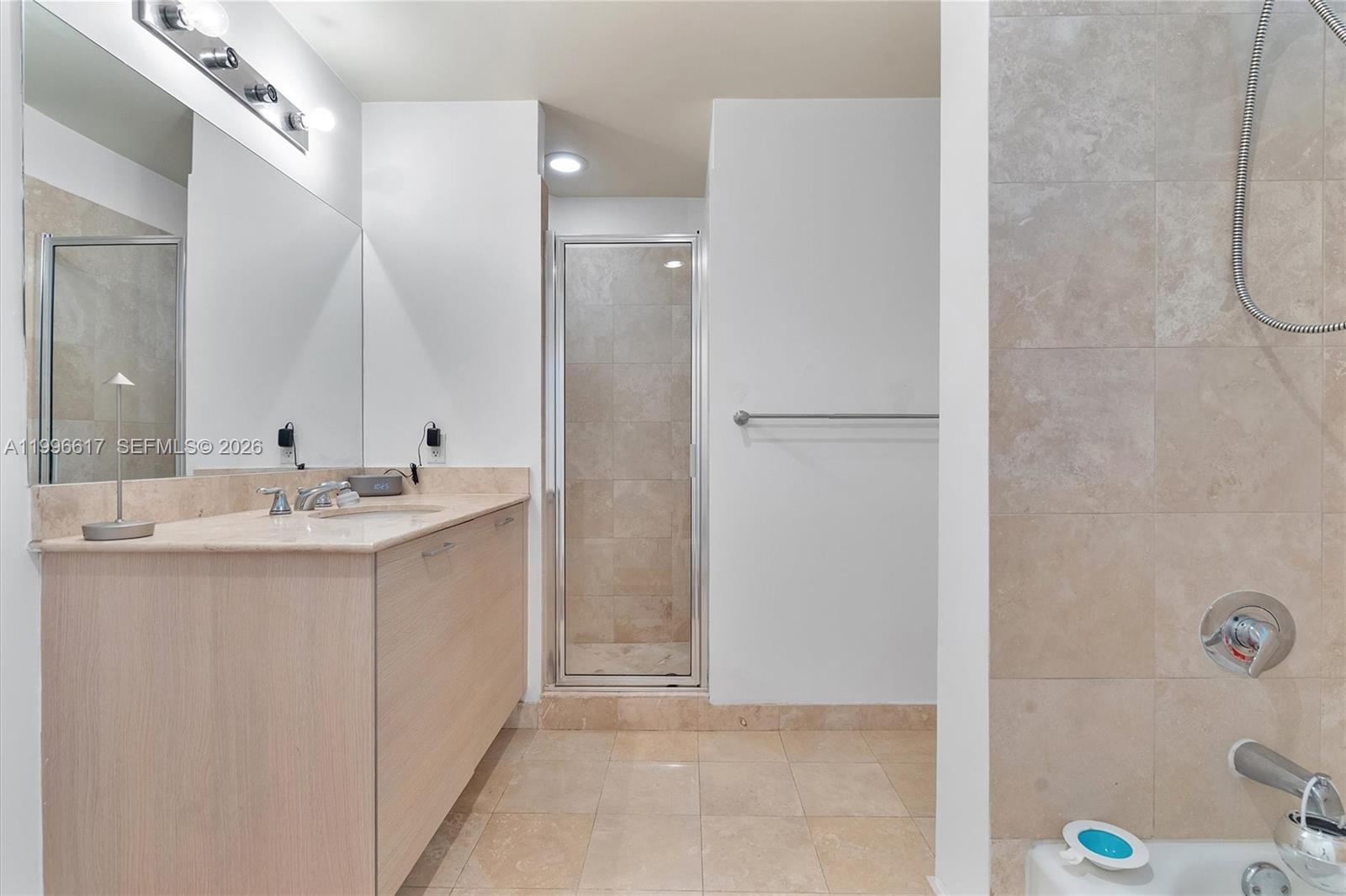 350 NE 24th St # 1007