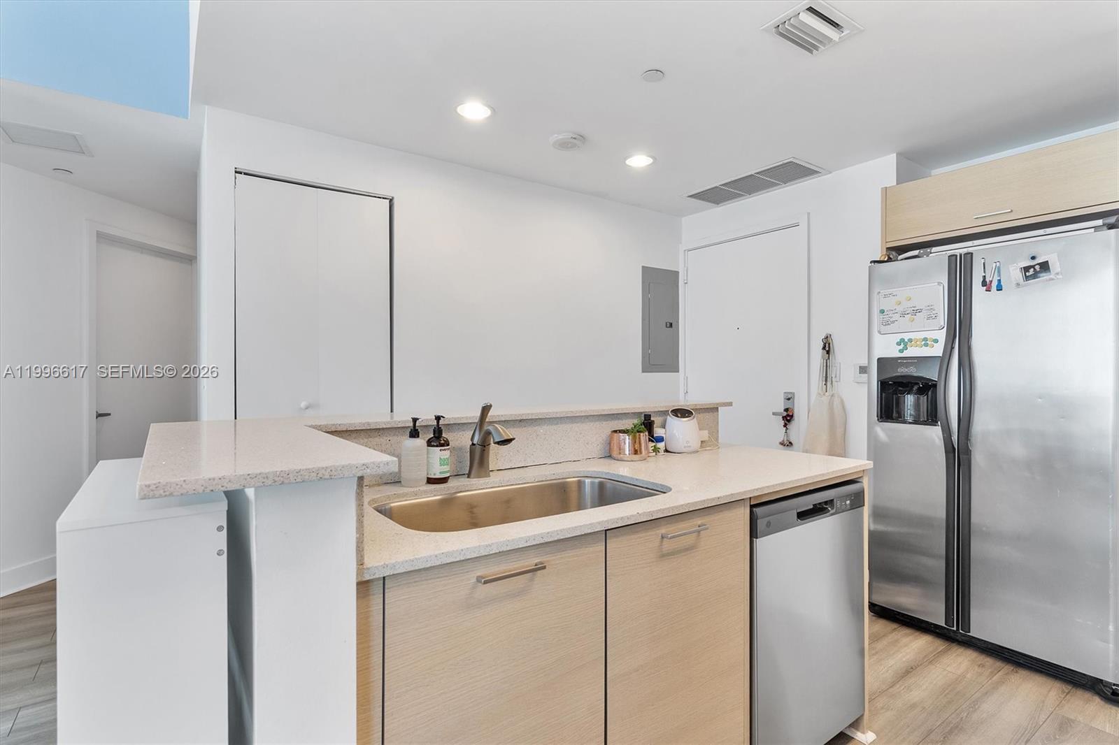 350 NE 24th St # 1007