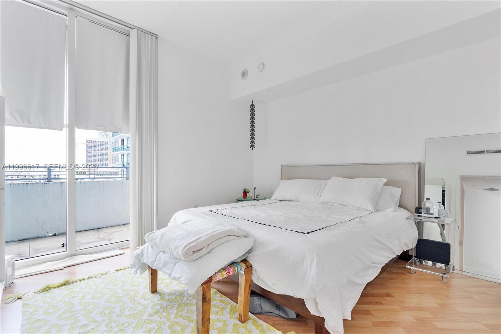 350 NE 24th St # 1007