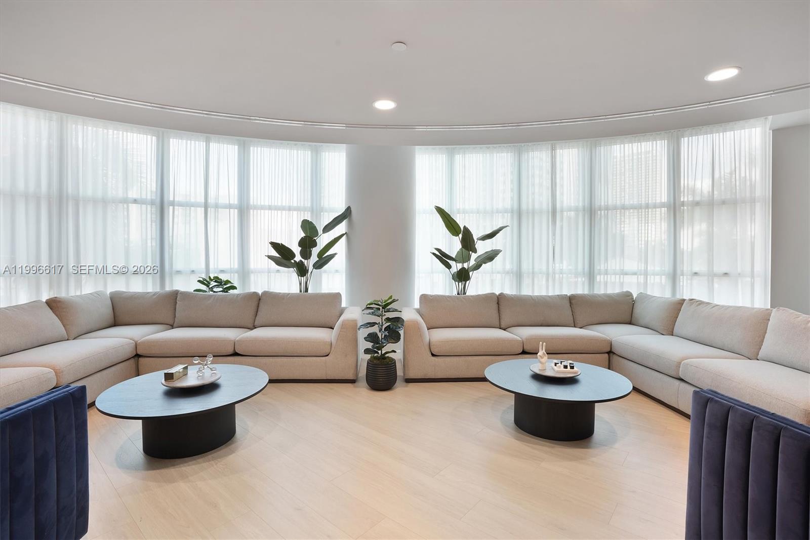 350 NE 24th St # 1007