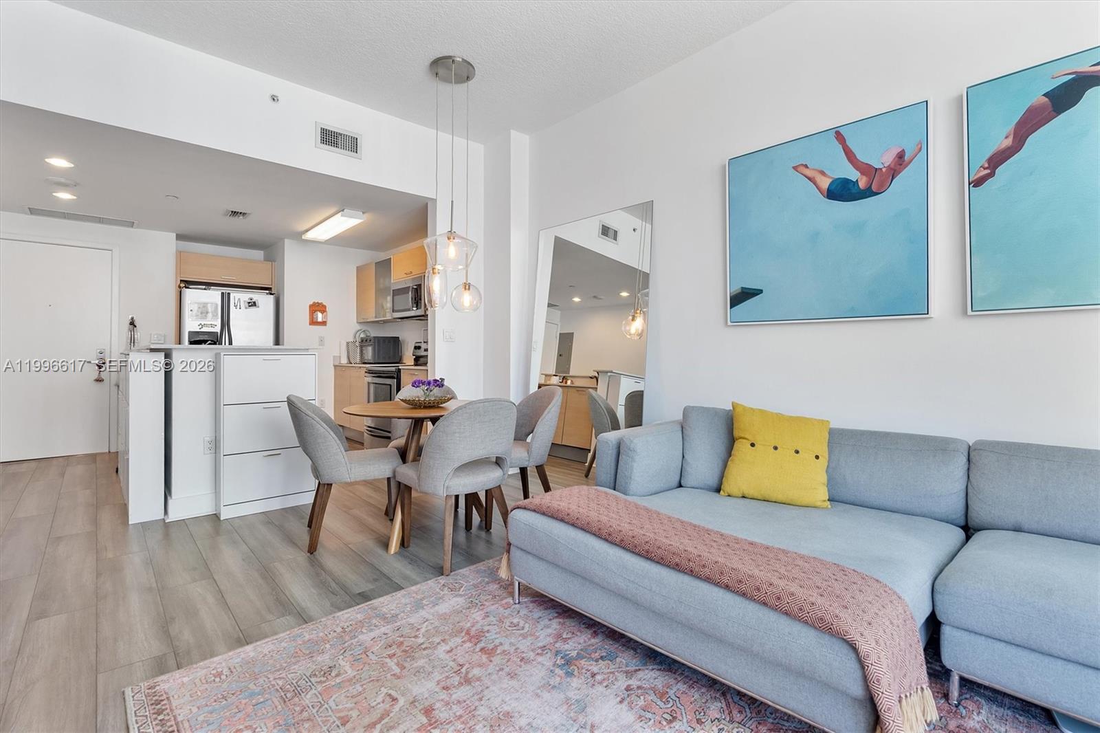 350 NE 24th St # 1007