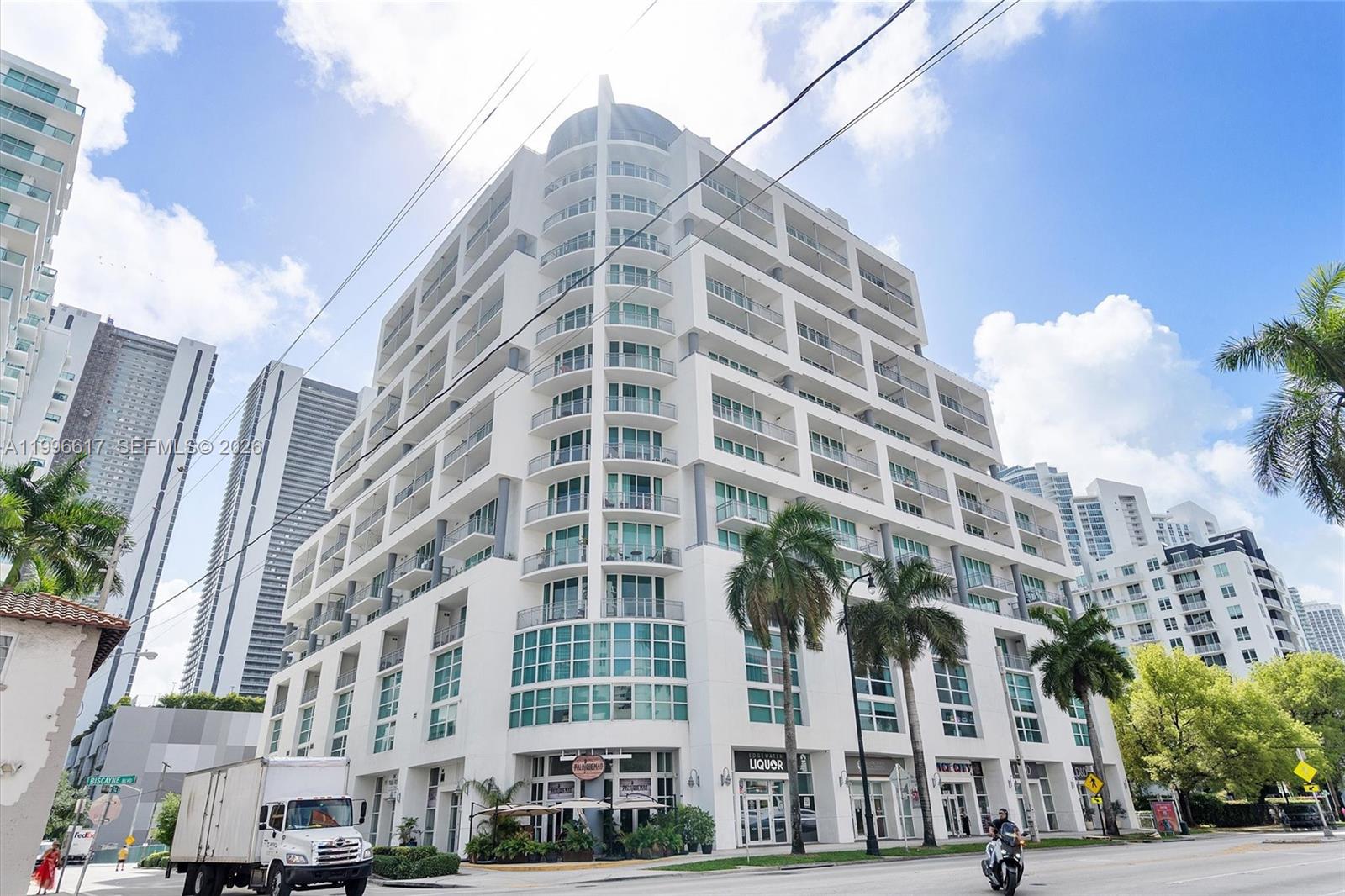 350 NE 24th St # 1007