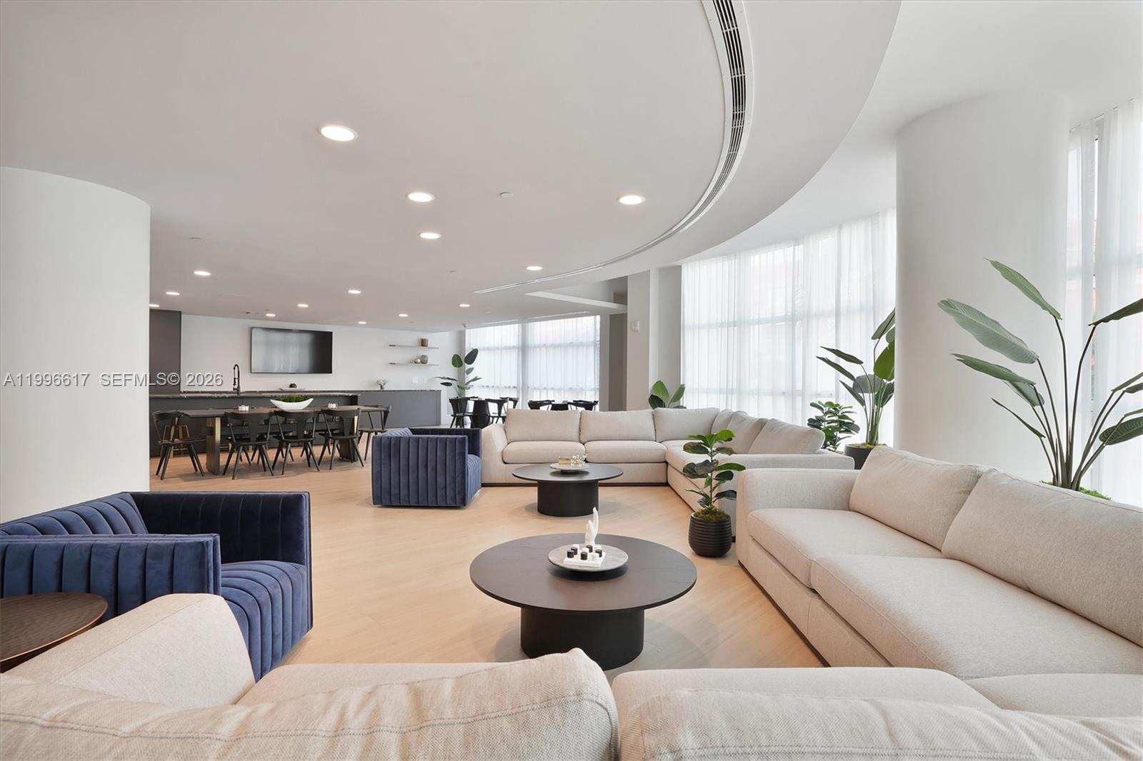 350 NE 24th St # 1007