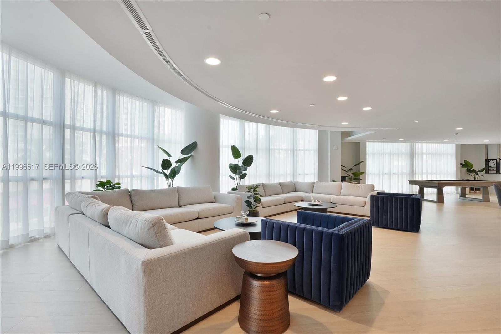 350 NE 24th St # 1007