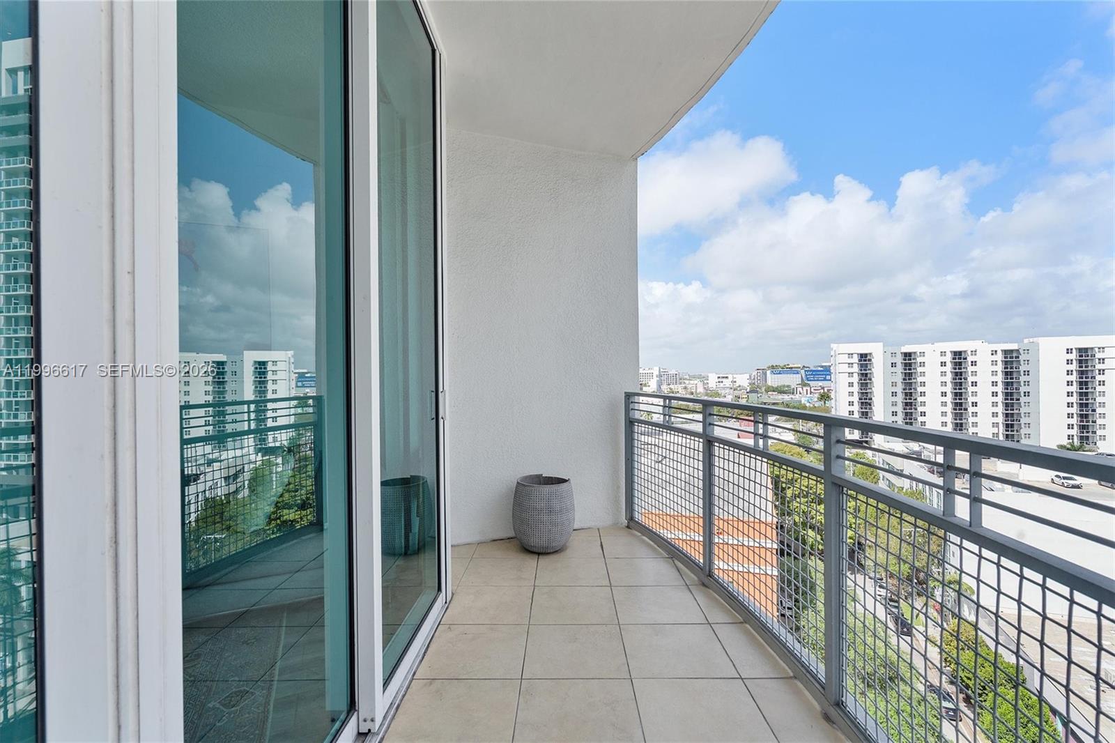 350 NE 24th St # 1007