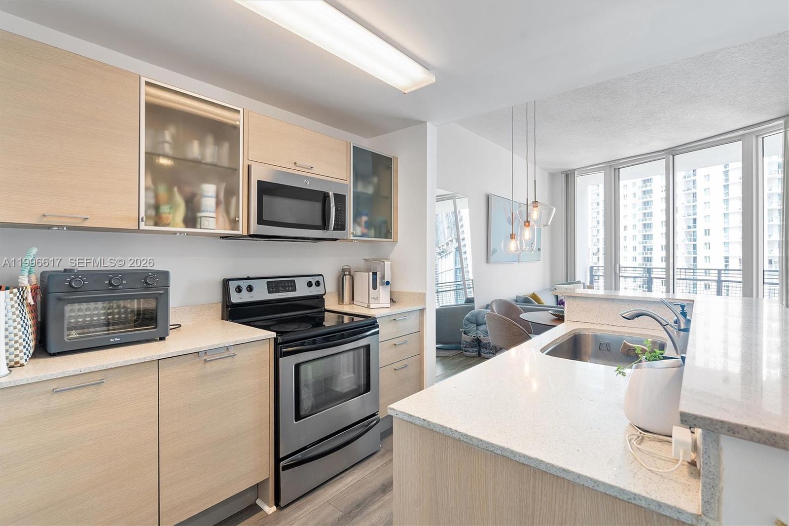 350 NE 24th St # 1007