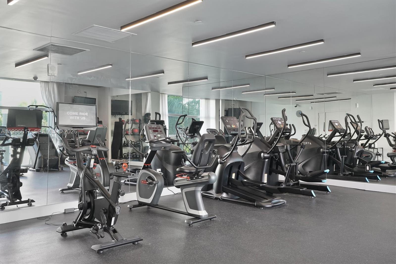 350 NE 24th St # 1007