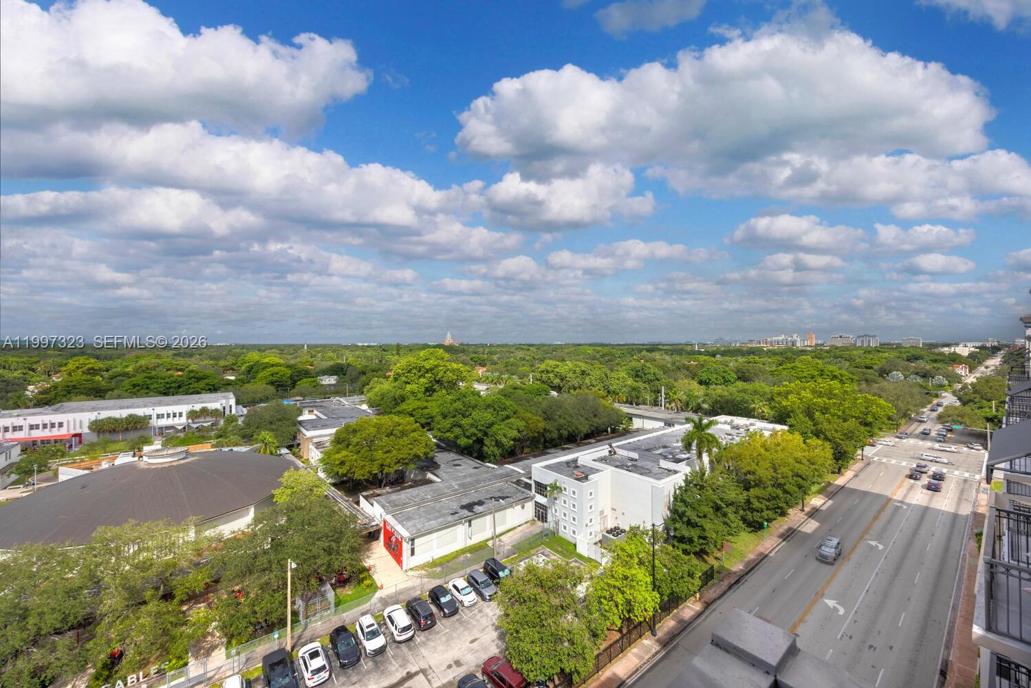 301 Altara Ave Unit: LPH914