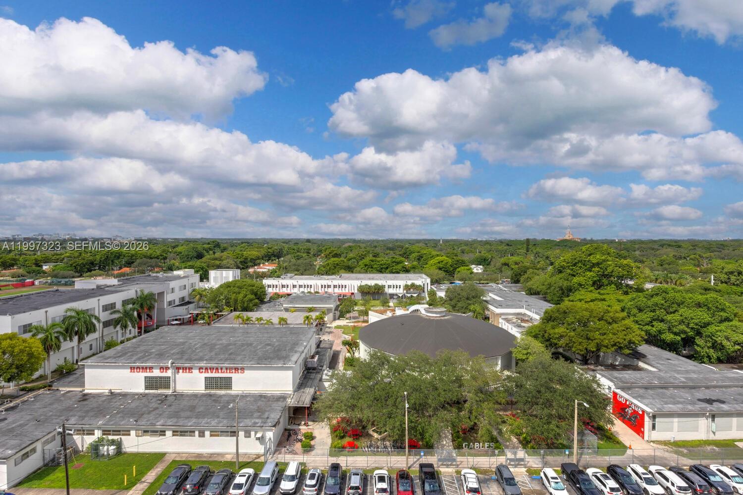 301 Altara Ave Unit: LPH914