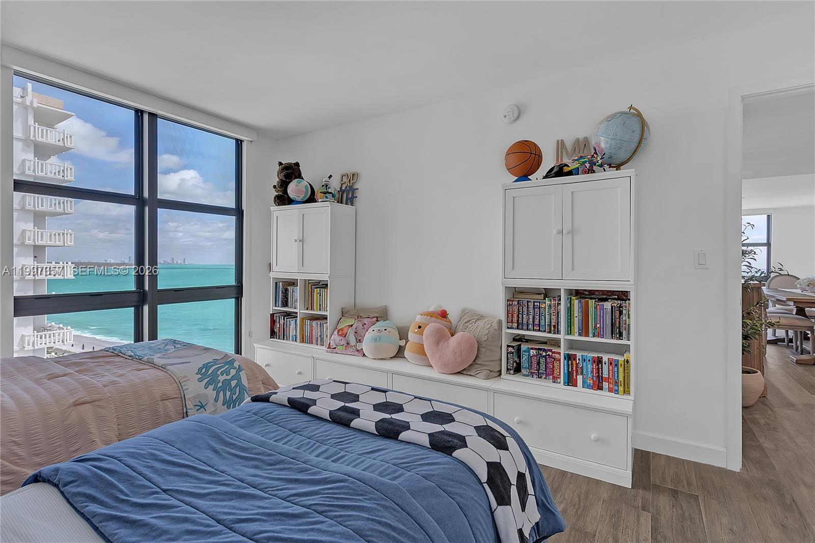 1111 Crandon Blvd # B807