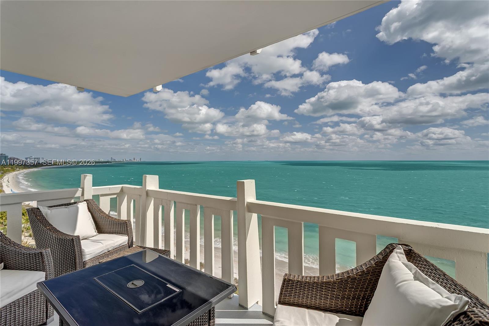 1111 Crandon Blvd # B807