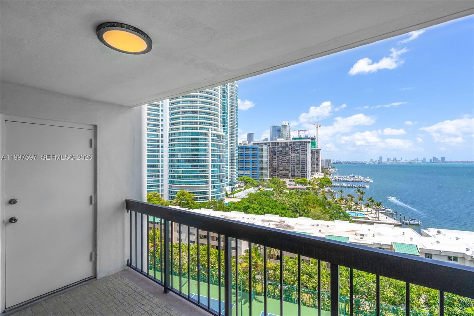 2333 Brickell Ave # 1109
