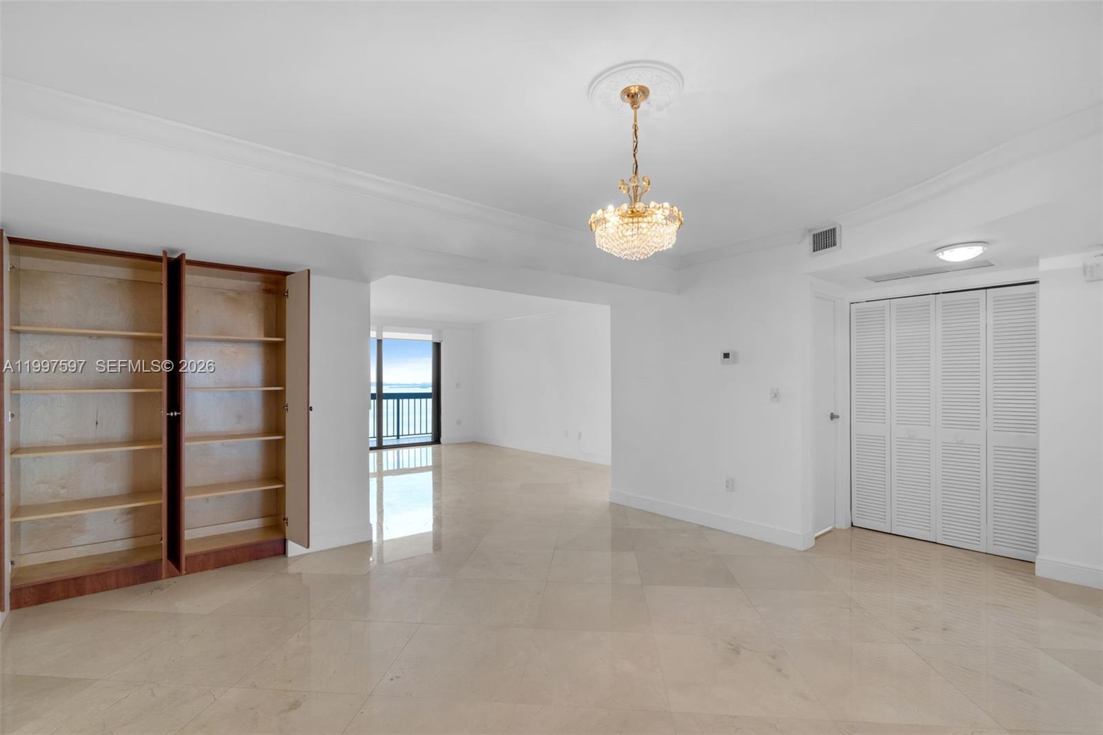 2333 Brickell Ave # 1109