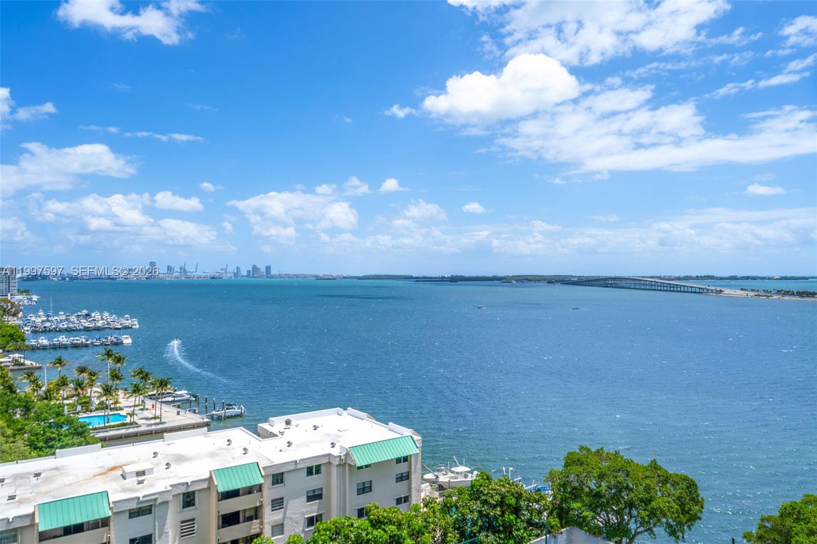 2333 Brickell Ave # 1109