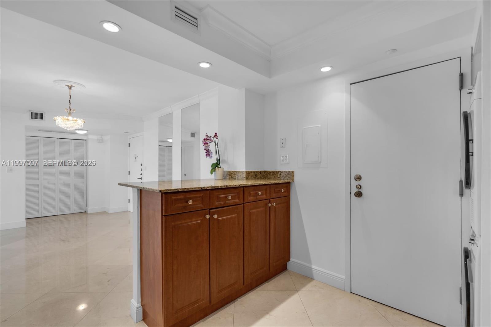 2333 Brickell Ave # 1109